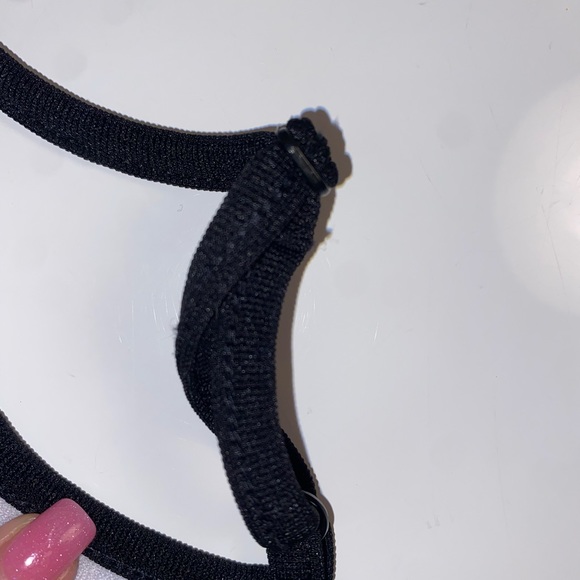 White Zip up top with black trim and lines from LF - Picture 4 of 5